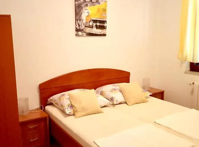 Neda Апартаменты *